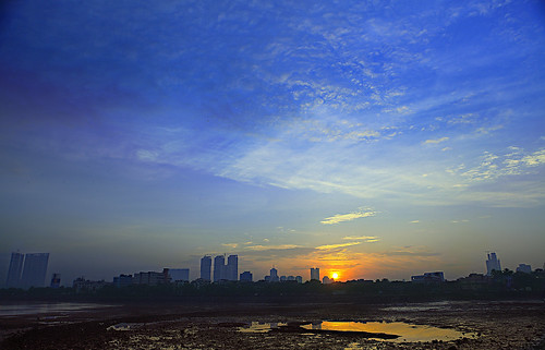 blue orange weather silhouette skyline clouds sunrise buildings dawn bluesky ali mumbai haji