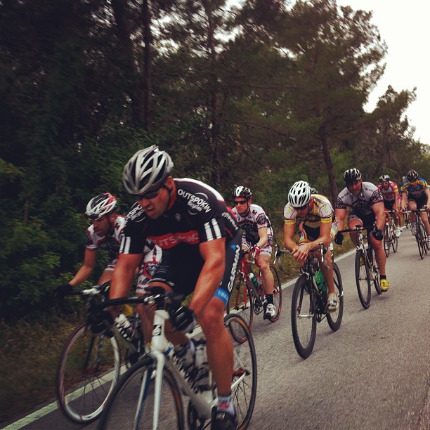 Right after I gave up my bridge the gap dream, the chase group. #rapha500