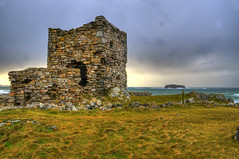 CARRICKABRAGHEY CASTLE, ISLE OF DOAGH, INISHOWEN, CO DONEGAL, IRELAND.