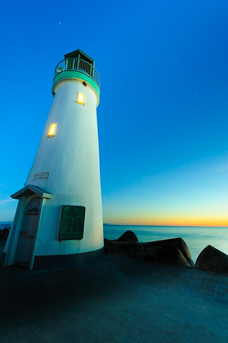 ocean california light sunset lighthouse seascape beach star nikon pacific dusk low tripod northern vr walton afs waqas 1635mm d700 mustafeez