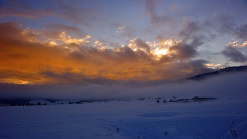 snow night tramonto explore neve cansiglio boscodelcansiglio nikond700 afszoomnikkor2470mmf28ged altopianodelcansiglio nebbiaenuvole