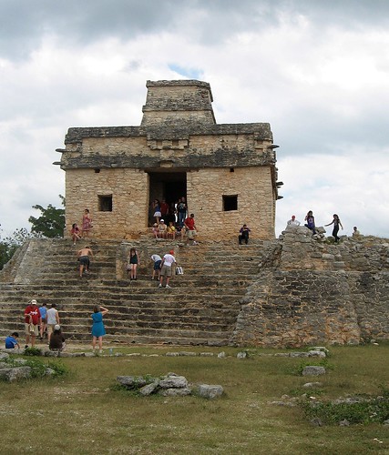 mexico ruins maya mayanruins dzibilchaltun sevendolls templeofsevendolls