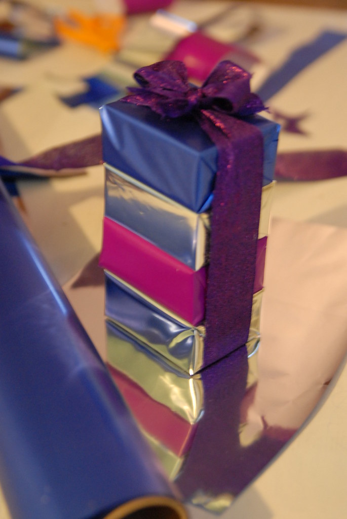Merry Xmas Cassie Mini Heart Tin Gift Present Happy Christmas Stocking Filler 