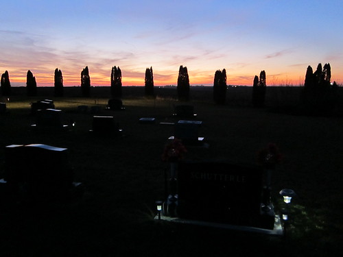 sunset cemetery scenery dusk headstones iowa local marengo smalltown ohiocemetery canonpowershots95
