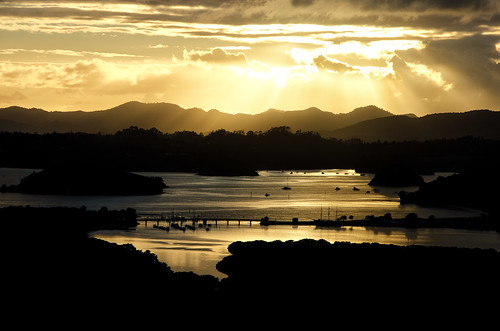 newzealand water silhouette clouds sunrise dawn nikon russell bayofislands northland waitangi paihia bledisloe
