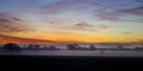 trees mist silhouette sunrise cheshire pentax foggy farmland daybreak friday13th mistymorning handheldhdr k200d