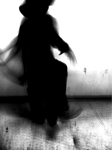Night Dancer/Danse Macabre