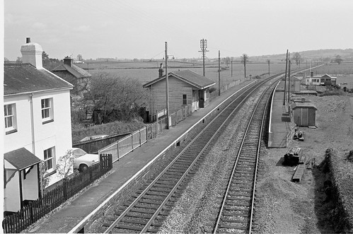 station railway devon gwr newtonstcyres pentaxsp500