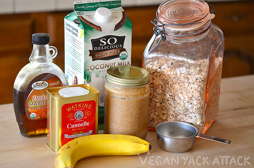 Super-easy, simple and delicious breakfast of Banana Almond Butter Oatmeal! Great for weekday mornings. Gluten-free, vegan, soy-free