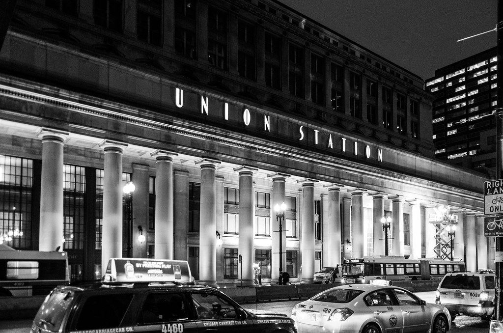 Chicago Union Station at night
