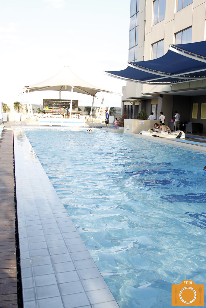 Bellevue Poolside pool length