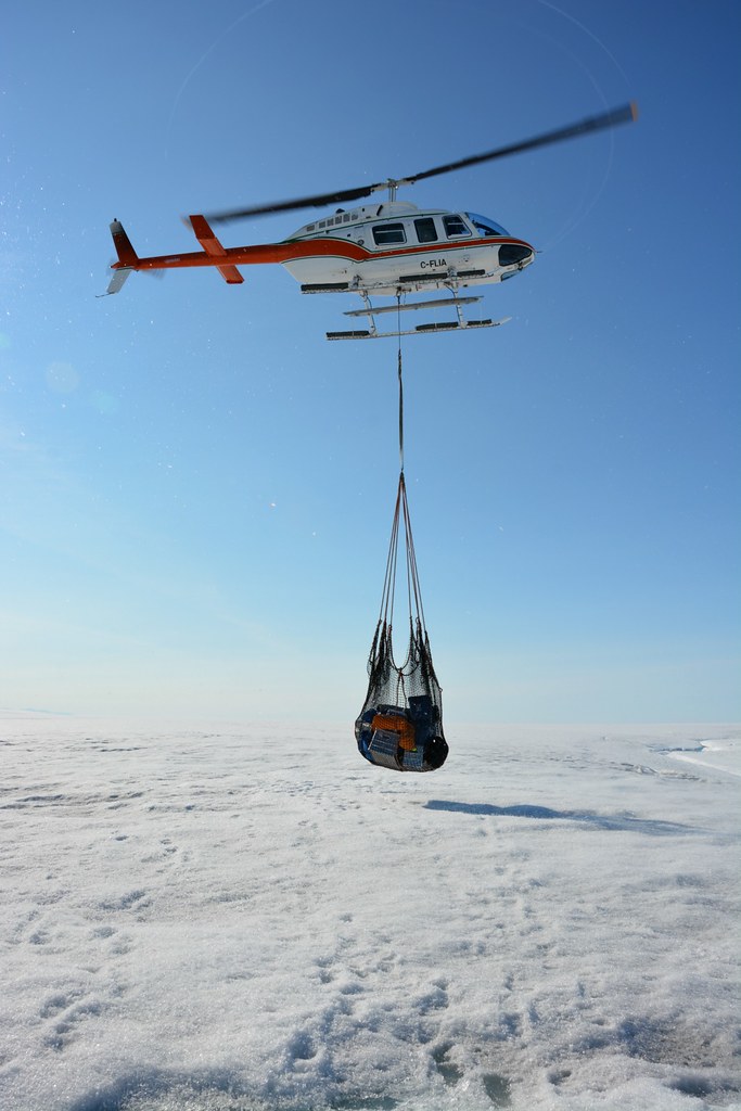Nunavut helicopter