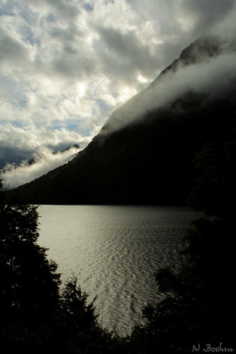sunset newzealand sky cloud lake water canon milford dslr milfordsound fiordland lakegunn 400d canonef2485mmf3545usm milfordsoundhighway