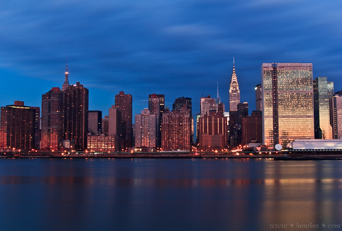 city nyc newyorkcity morning ny newyork water skyline digital sunrise canon buildings outside day skyscrapers zoom manhattan sigma queens f28 2870mm t2i