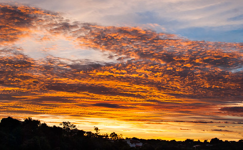 clouds sunrise brasilia
