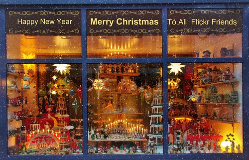 christmas light window shop toys pentax decoration k200d