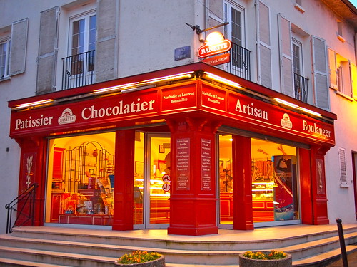 france cakes shop baker patissier chocolatier boulanger chocolatemaker poitoucharentes vivonne