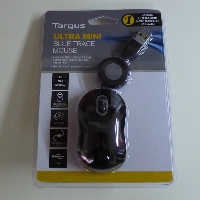 Targus Compact Blue Trace Mouse - Packaging Front