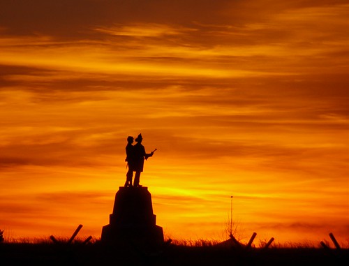 winter sky monument bright explore pa gettysburg gnmp cielofuego magicalskies