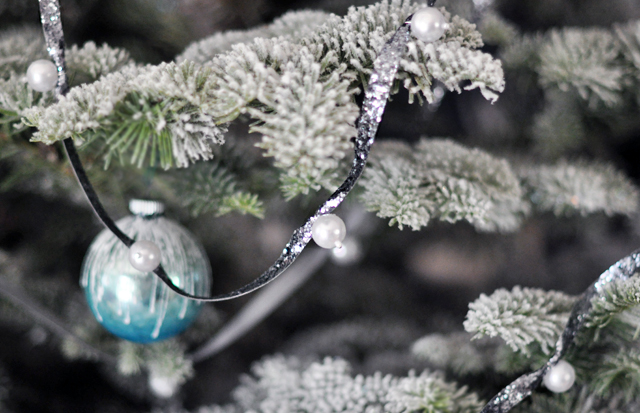 christmas crafts-pearl glitter ribbon garland