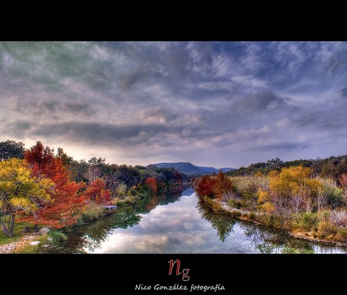 autumn usa reflection río river texas sony eua reflejo otoño maples hdr vanderpool dslra200 nicogonzálezfotografía
