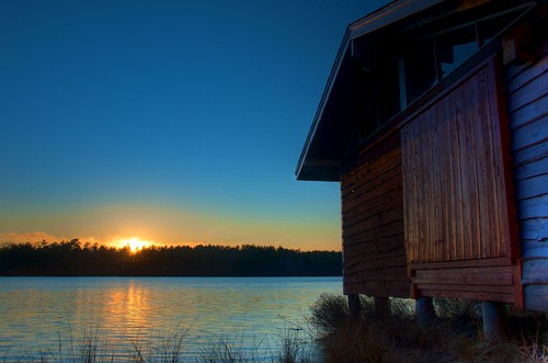 door sunset pond nikon boathouse hdr photomatix campcachalot 365project campmaster d7000 fivemilepond afsdxvrzoomnikkor18200mmf3556gifedii 3652012 3652012weeklyfav