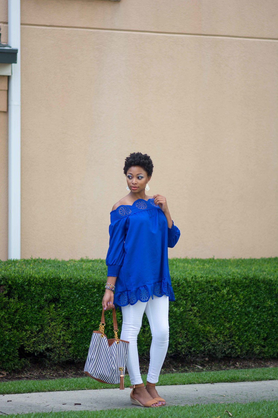 blue cold shoulder blouse, baton rouge fashion blogger