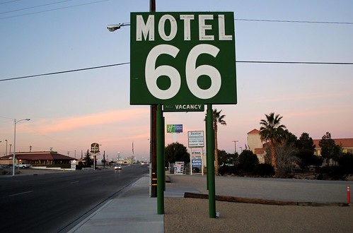 california ca sunrise vintage route66 desert motel retro southerncalifornia westcoast oldsign motelsign barstow goldenstate rt66 barstowca motel66 barstowcalifornia
