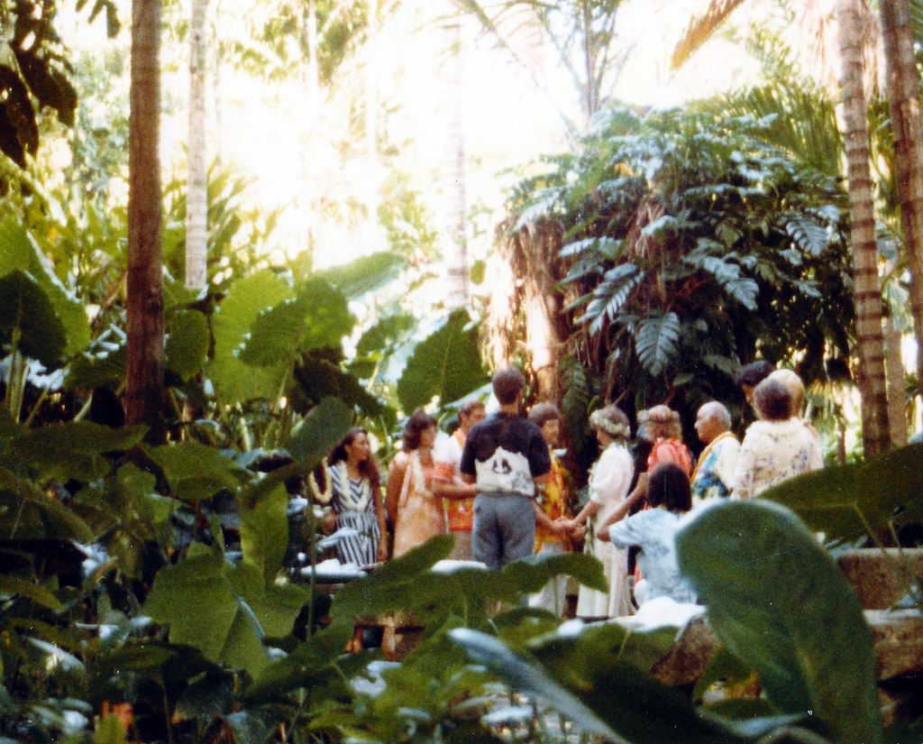 1982 Wedding At Foster Botanical Garden Honolulu Hi Flickr