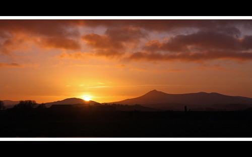 uk winter sunset scotland aberdeenshire bennachie oldmeldrum mithertap lochters