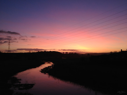 red sky water sunrise river pylon 4s iphone riversow