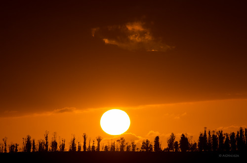 sunset orange sun clouds fire silhouettes llanes smcpentaxda300mmf40edifsdm pentaxk5