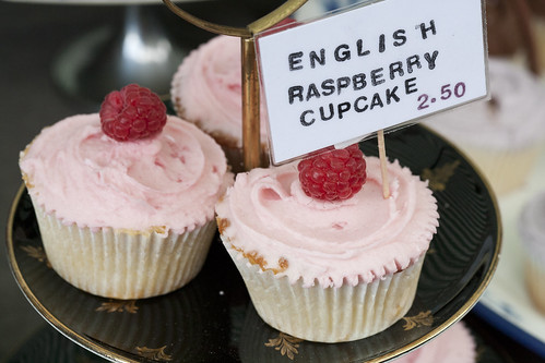 raspberry cupcake