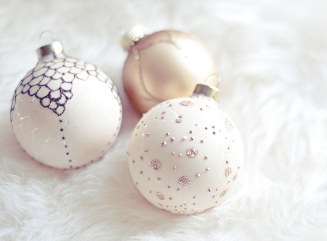 pretty christmas ornaments 