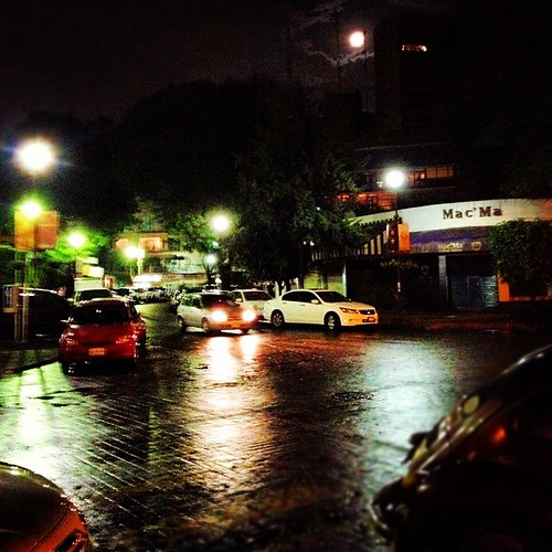 Polanquito de noche #mextagram #mexico #nightshot #nightlife #moon #city