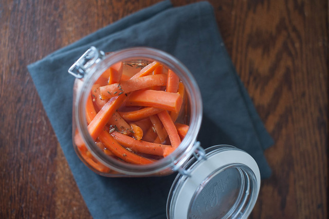 pickled carrots sticks