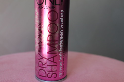affordable product of the week girlz only dry shampoo target australian beauty review ausbeautyreview blog blogger aussie hair care fresh party nights