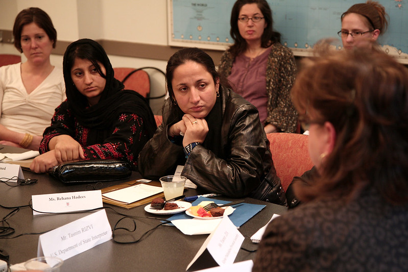 7_sm_02.09.2012 Pakistan_Women_Political_Leaders_Loyola_University_Chicago_meeting_group