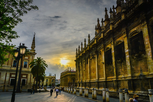 sunset sun set sevilla spain europe cathedral eu seville spanish espanol andalusia ilobsterit