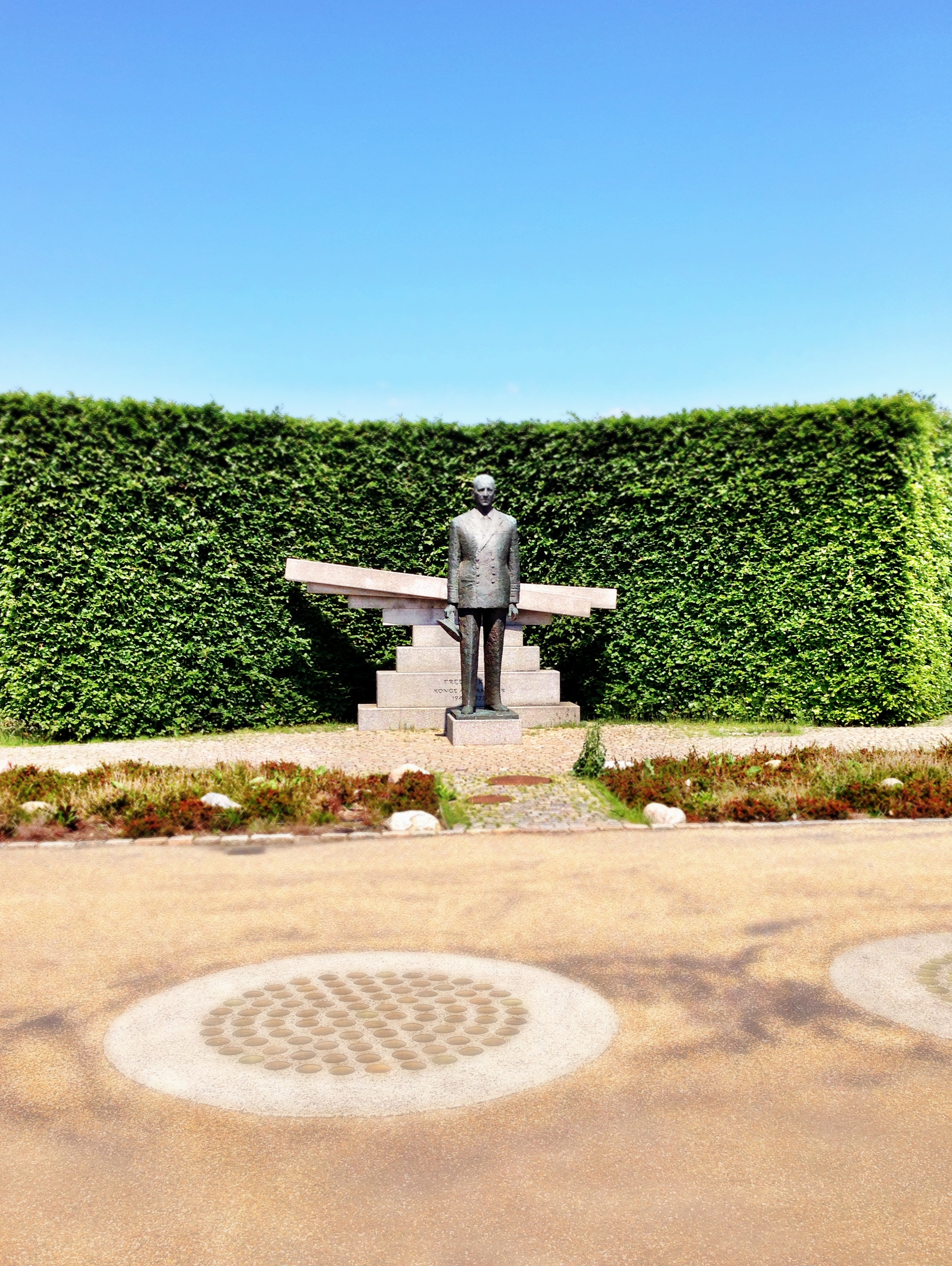 Statue of King Frederick IX, Churchill Park, Copenhagen