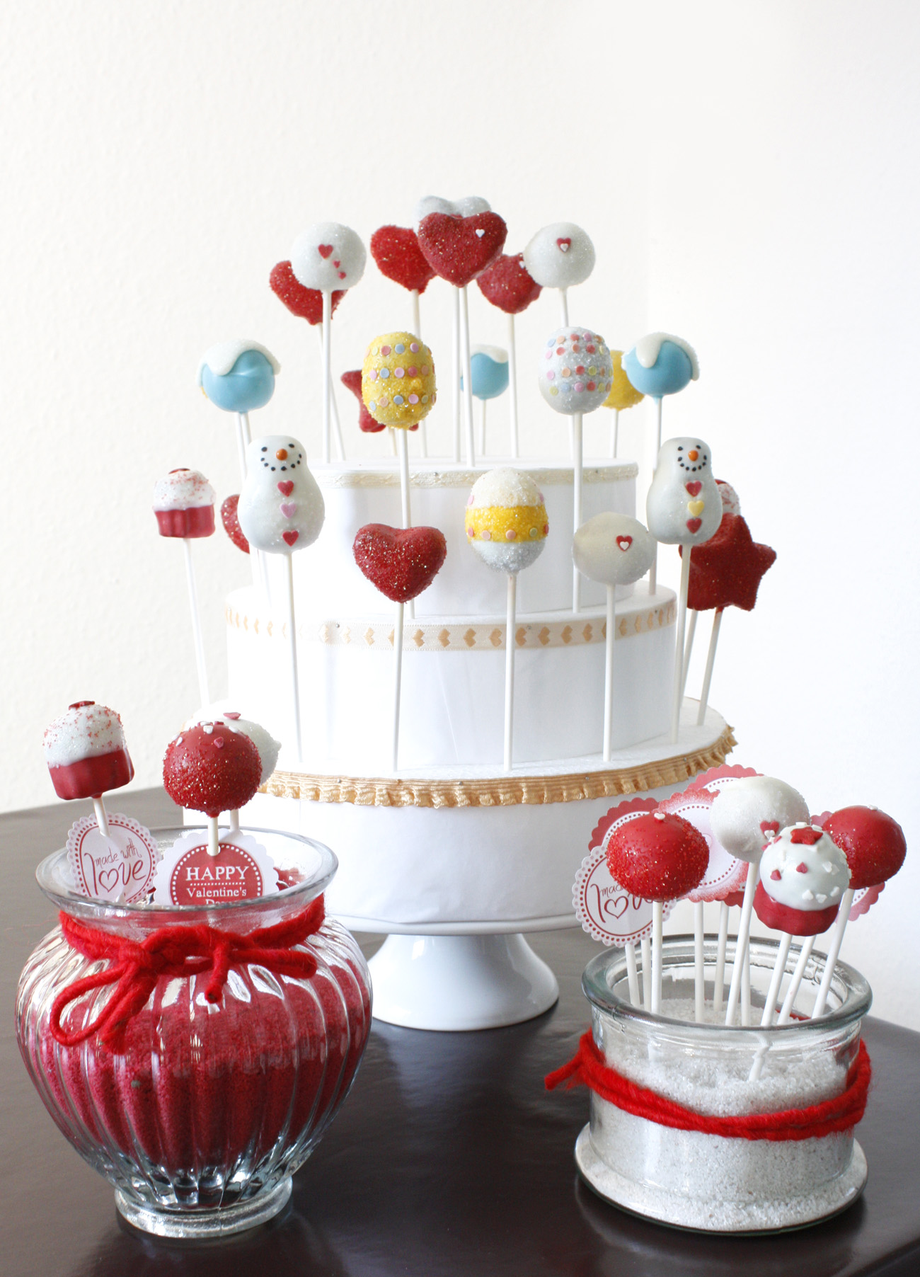 Valentine's Day Cake Pops: Cake Pop Tower