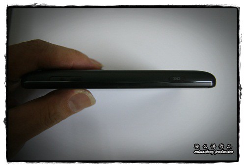 LG Optimus 3D - Volume Toggle and 3D button