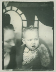 Baby and mother in Photobooth