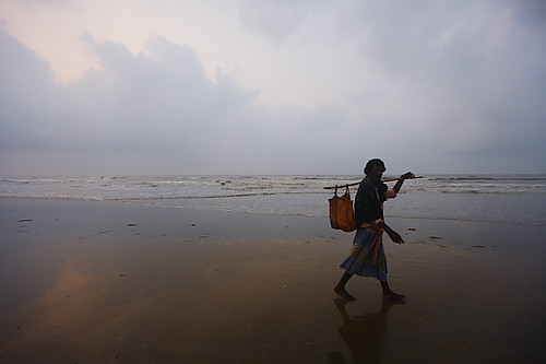 morning sky cloud sun india beach sunrise canon asia alone walk sigma1020 40d tajpur samird wastbengal