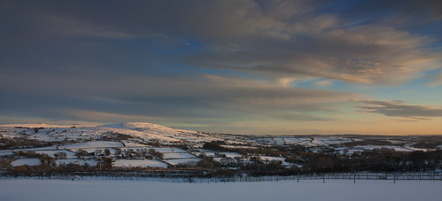 winter light sunset england snow canon devon dartmoor petertavy coxtor