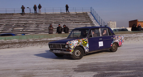 winter ice car russia soviet siberian omsk lada drifting formuladrift жигули vaz2106 stickerbombing омск лада шестерка ваз2106 формуладрифт