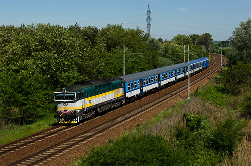 b|r|n|o| 754023 čd 754 břeclav diesel locomotive brejlovec morava česká republika czech republic railway železnice nikis182