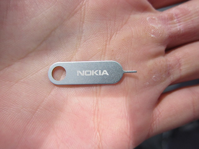Nokia SIM Door Key