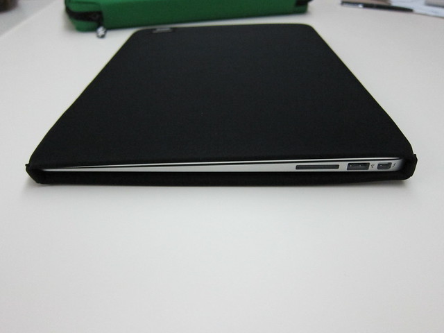 Crumpler Sleeve - The Fug (13 Inch MacBook Air) - Fits Perfectly