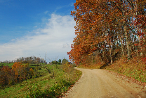 autumn ohio fall rural landscape marietta lowell countryroads rainbowroad langridgeroad